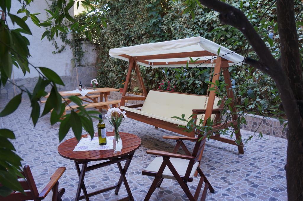 Maik Apartments Metamorfosi  Exterior photo