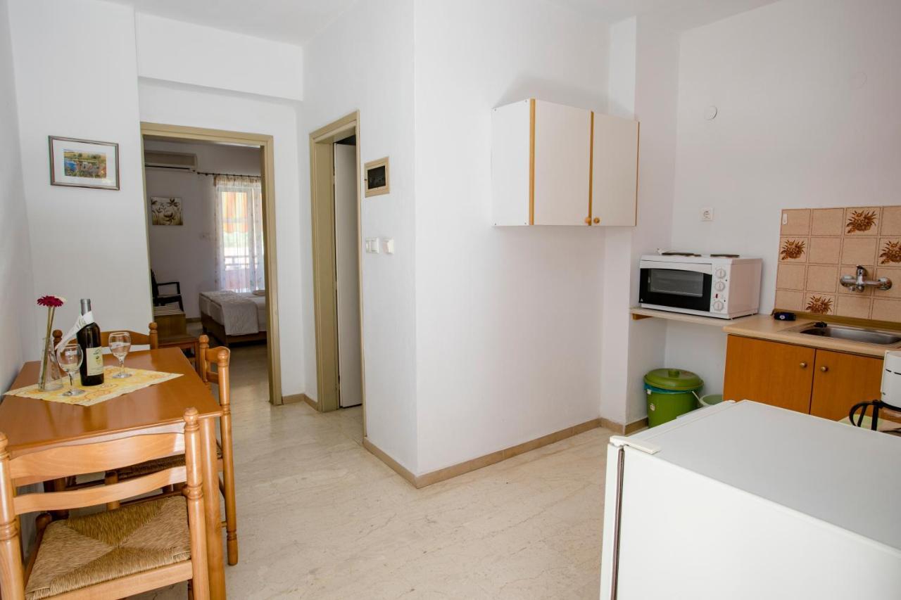 Maik Apartments Metamorfosi  Exterior photo